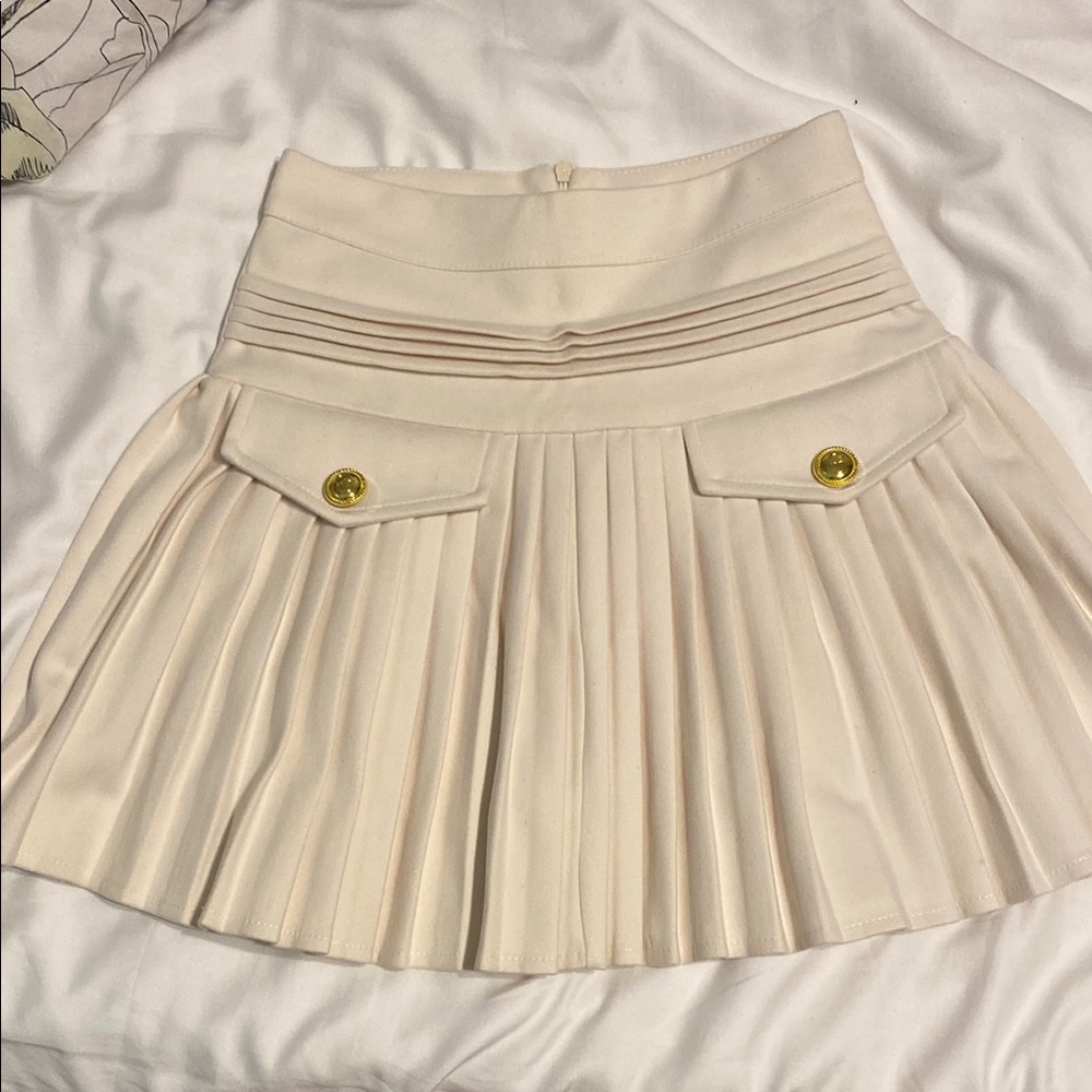 Elegant Cream Pleated Skirt